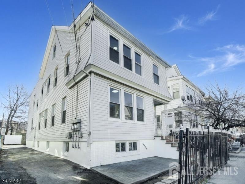 186 Isabella Avenue Irvington NJ 07111