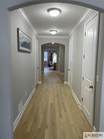 29 Halsey Street Metuchen NJ 08840
