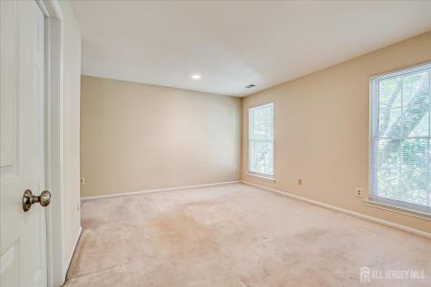 1801 Timber Oaks Road Edison NJ 08820