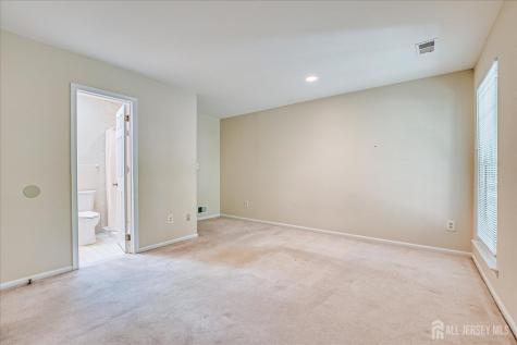 1801 Timber Oaks Road Edison NJ 08820