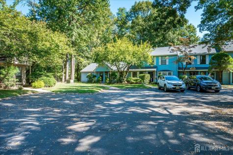 1801 Timber Oaks Road Edison NJ 08820