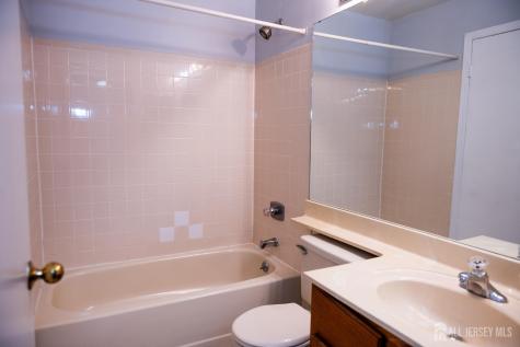 2162 Ash Court South Brunswick NJ 08852