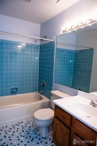 2162 Ash Court South Brunswick NJ 08852