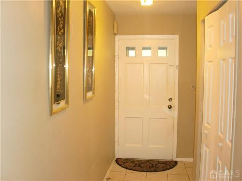 1 Tripplet Road Franklin NJ 08873