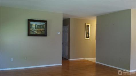 1 Tripplet Road Franklin NJ 08873
