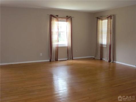 1 Tripplet Road Franklin NJ 08873