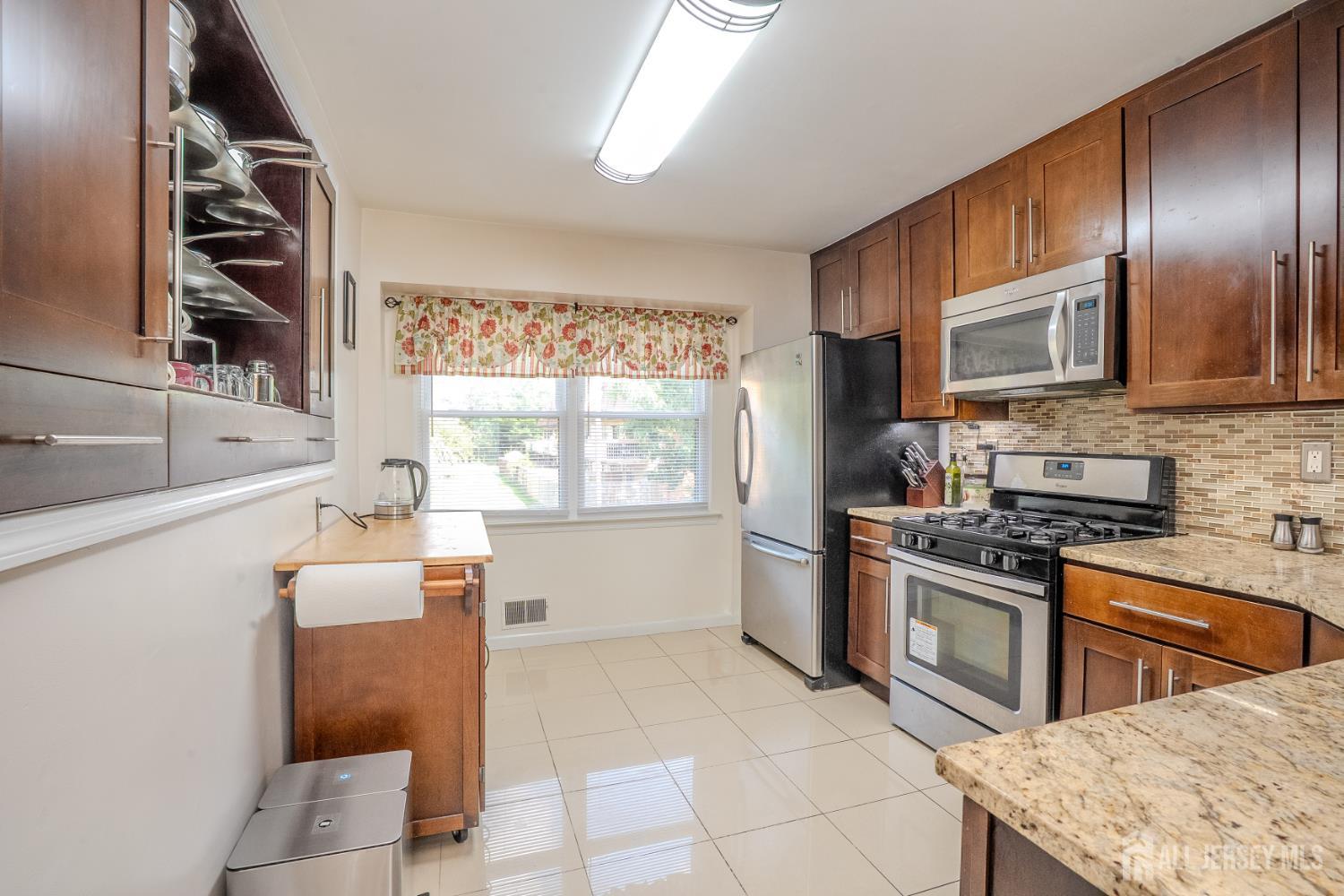 6005 N Oaks Boulevard North Brunswick NJ 08902