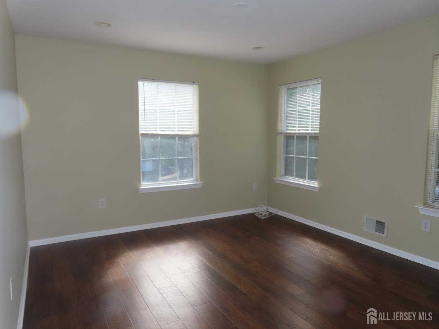 107 Amy Drive North Brunswick NJ 08902