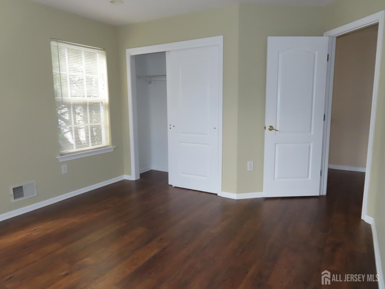 107 Amy Drive North Brunswick NJ 08902