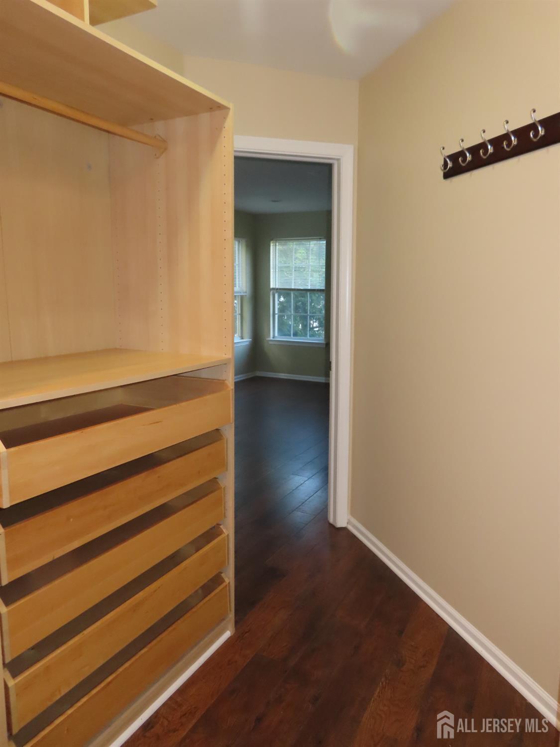 107 Amy Drive North Brunswick NJ 08902