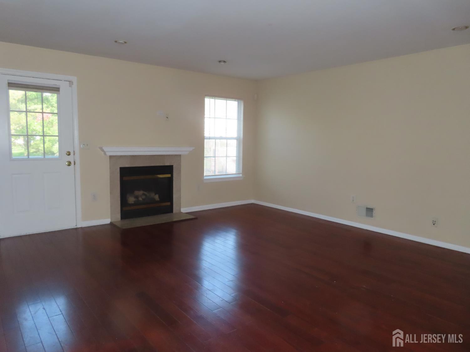 107 Amy Drive North Brunswick NJ 08902