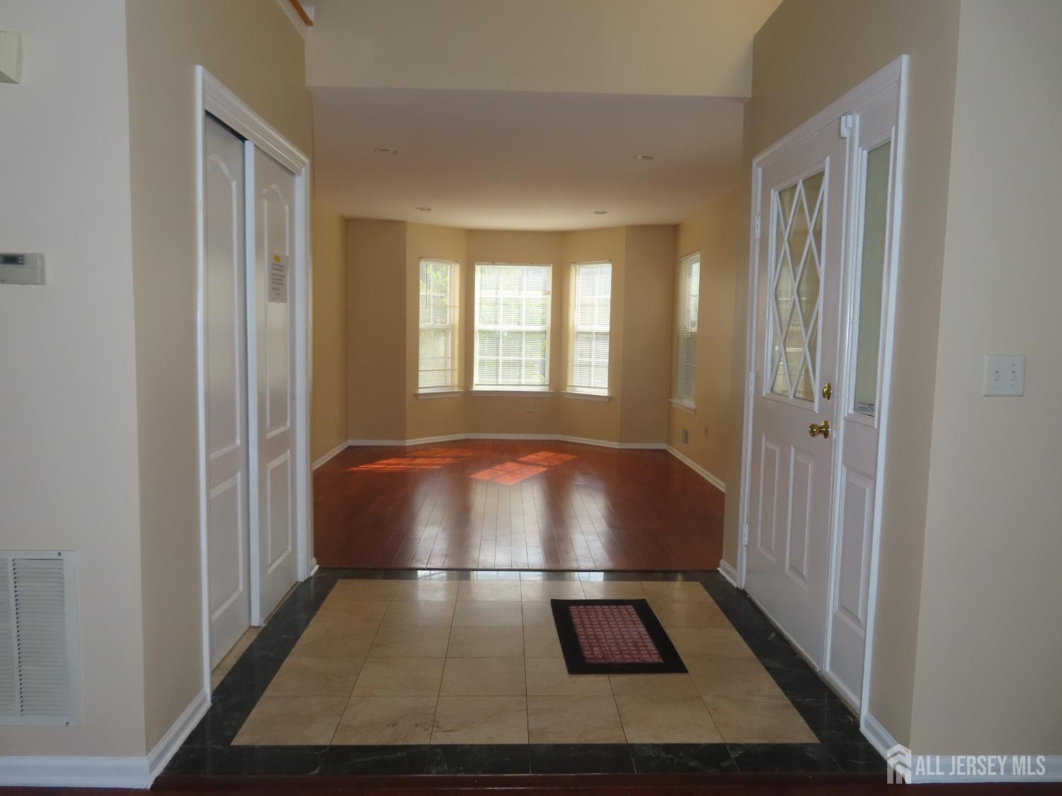 107 Amy Drive North Brunswick NJ 08902