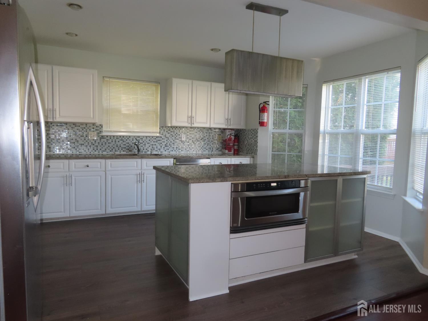 107 Amy Drive North Brunswick NJ 08902