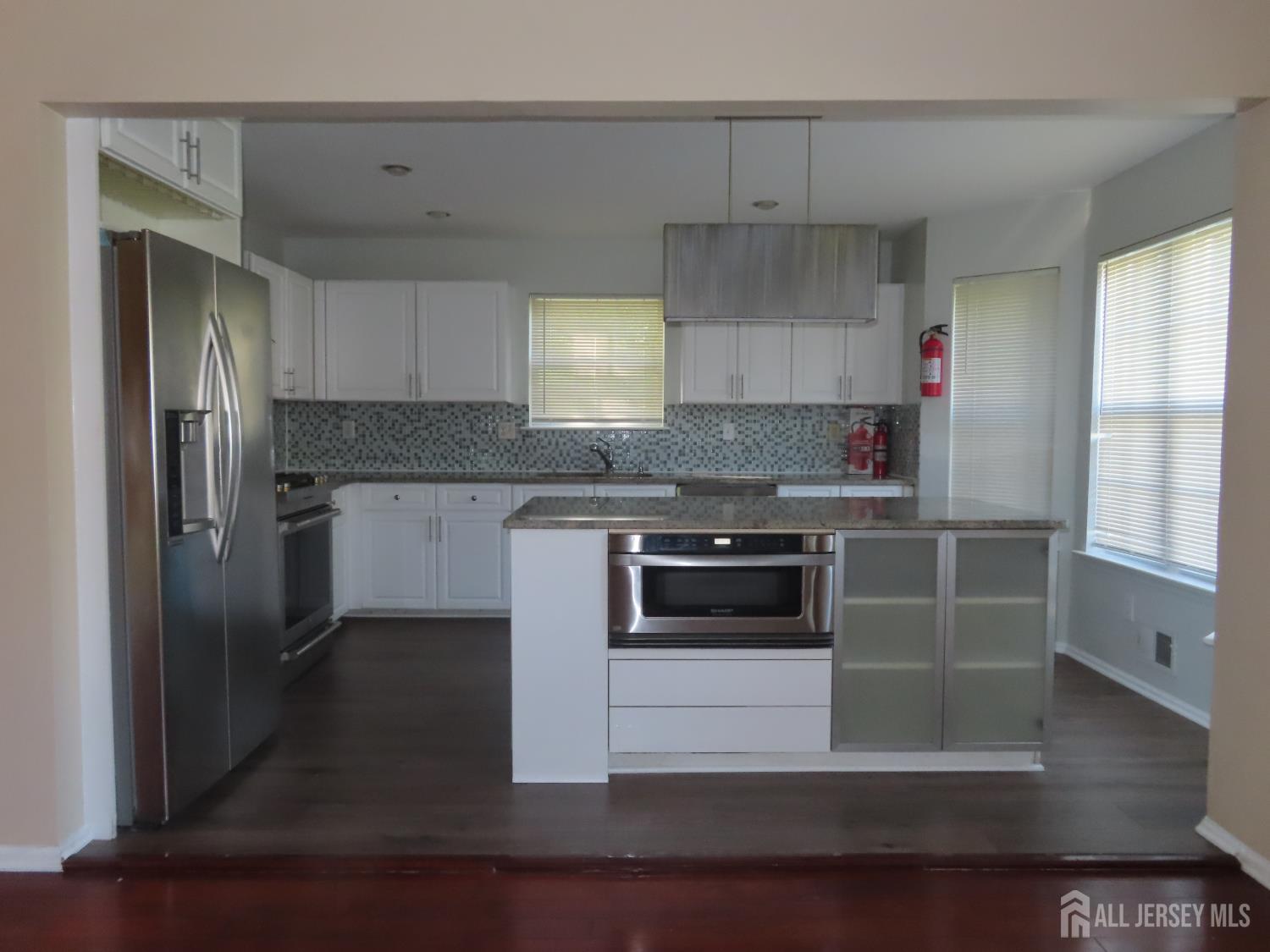 107 Amy Drive North Brunswick NJ 08902