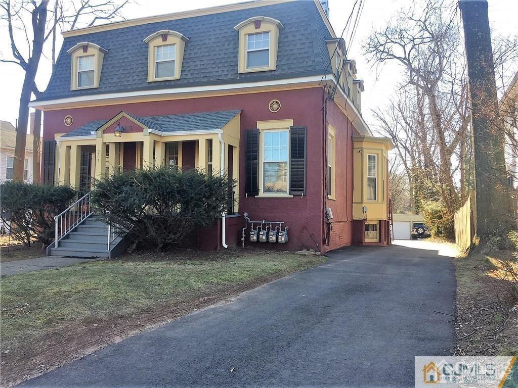207 Woodbridge Avenue Metuchen NJ 08840