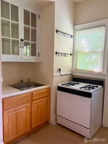 207 Woodbridge Avenue Metuchen NJ 08840