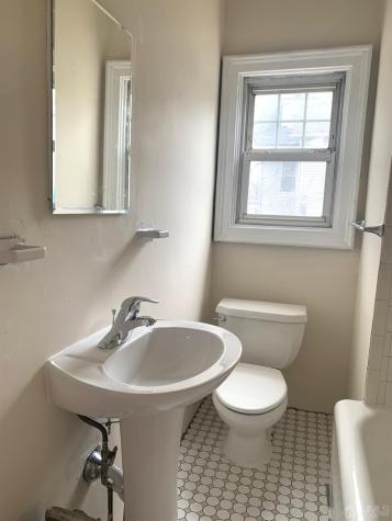 207 Woodbridge Avenue Metuchen NJ 08840