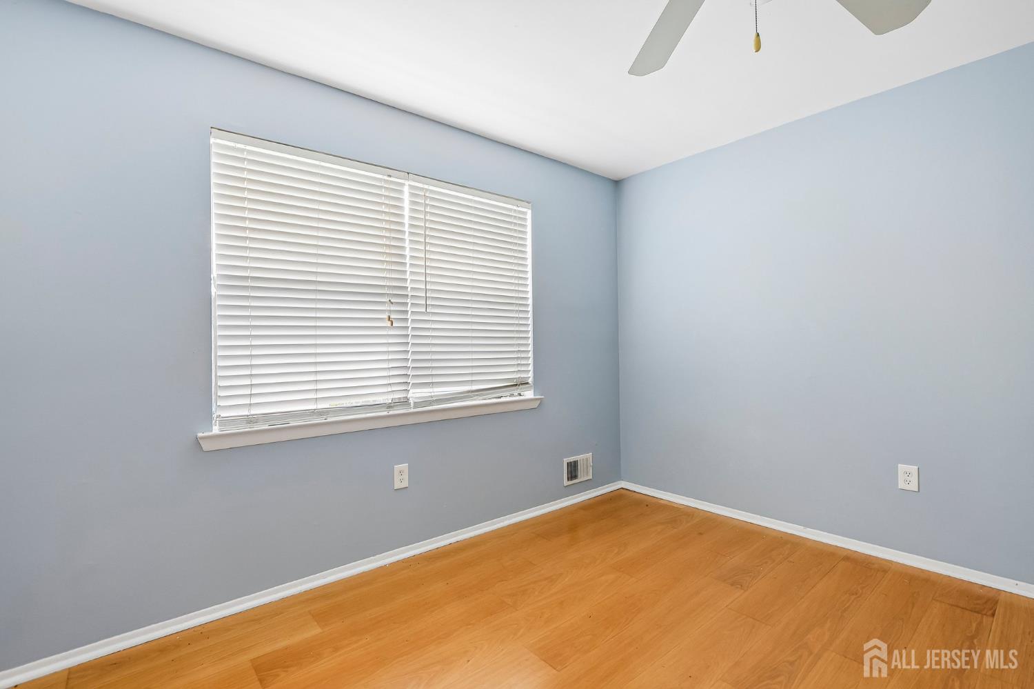 1203 N Oaks Boulevard North Brunswick NJ 08902