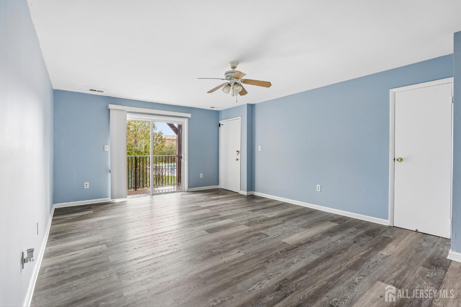 1203 N Oaks Boulevard North Brunswick NJ 08902