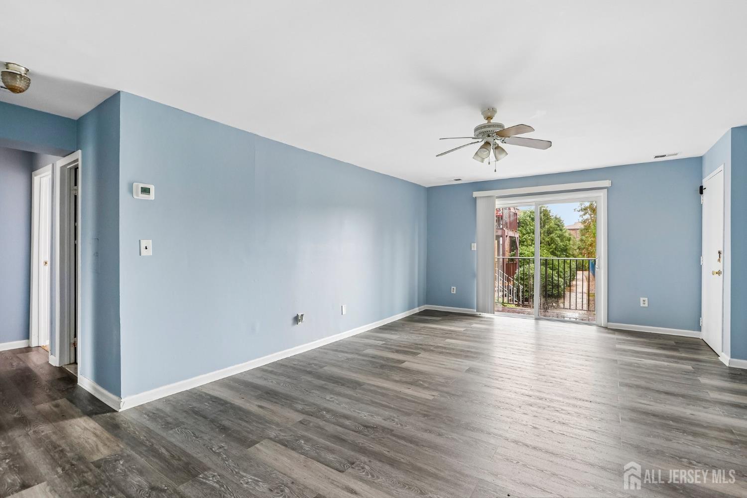 1203 N Oaks Boulevard North Brunswick NJ 08902