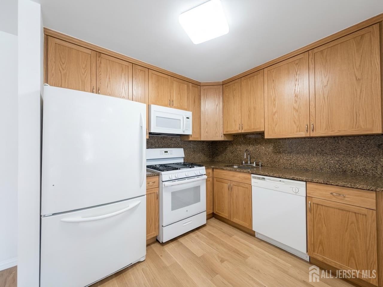 1013 Waterford Drive Edison NJ 08817