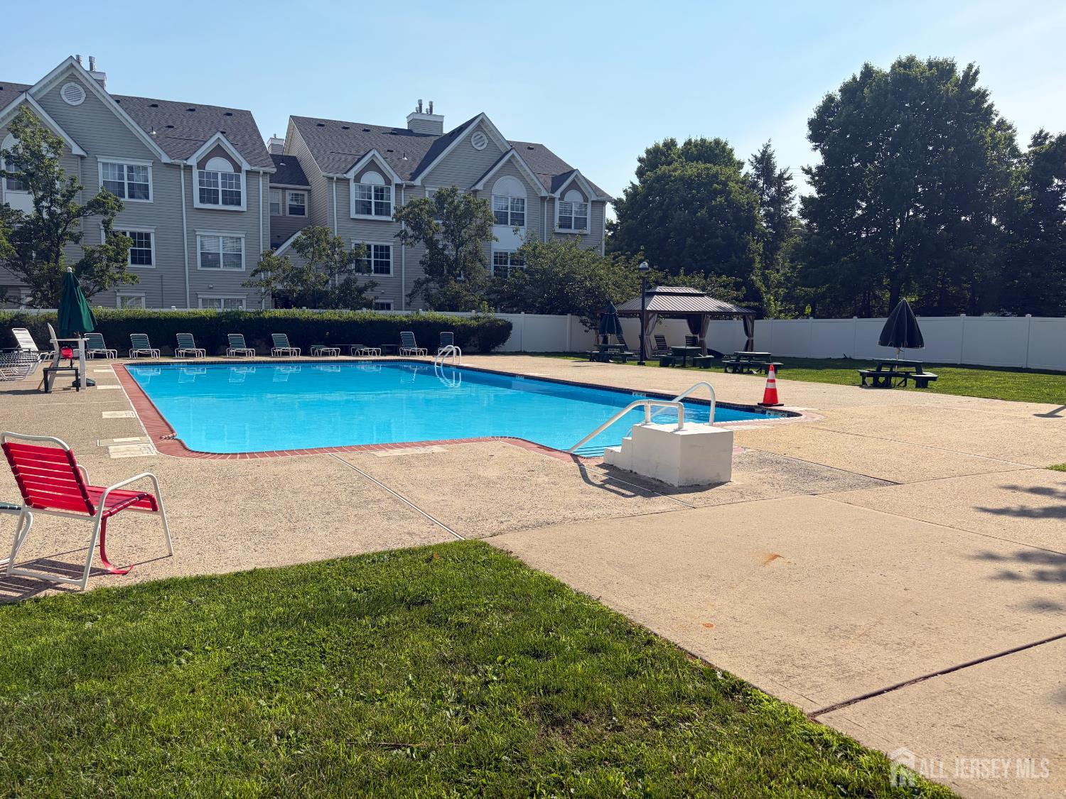 215 Prestwick Way Edison NJ 08820