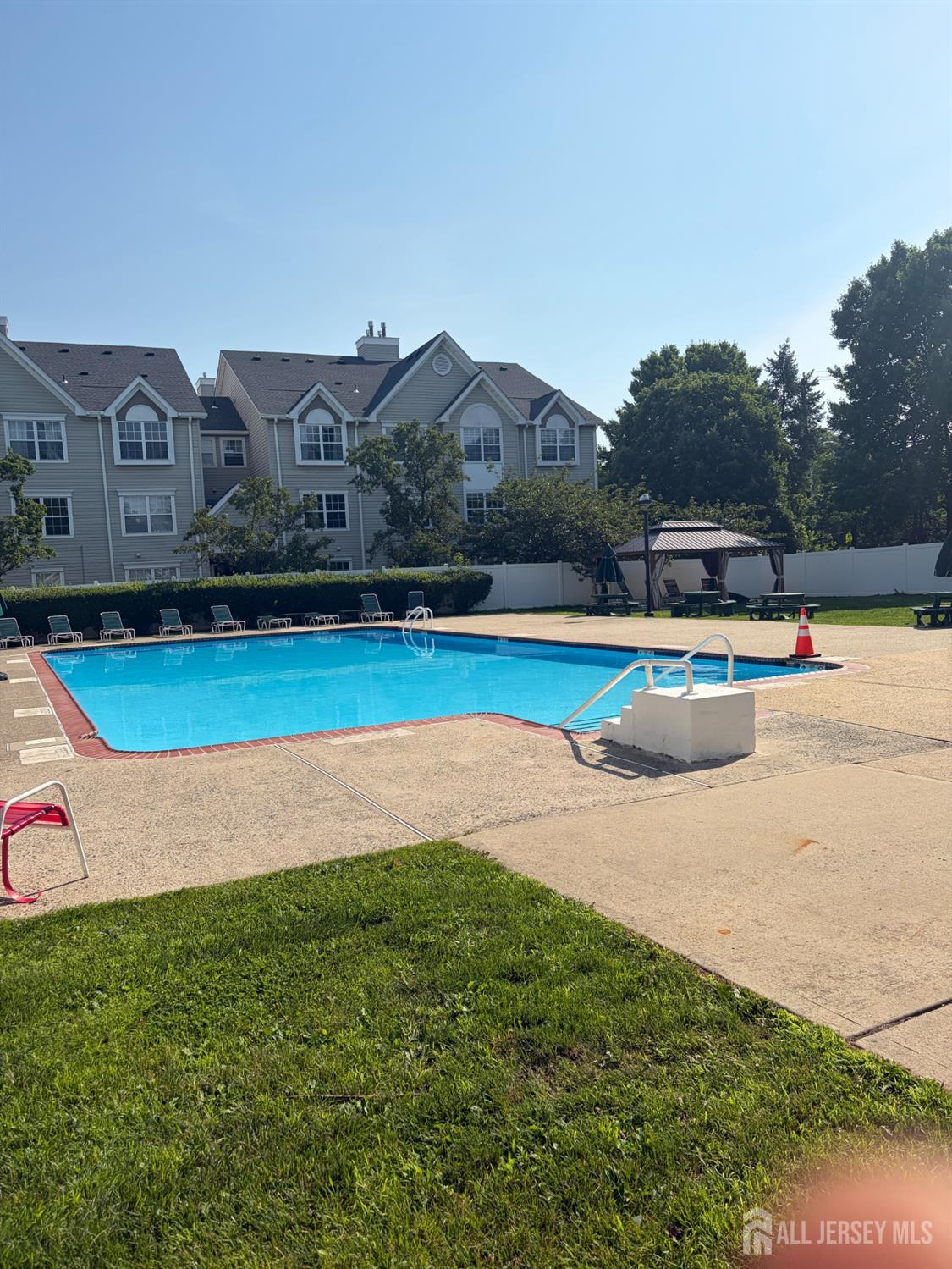 215 Prestwick Way Edison NJ 08820