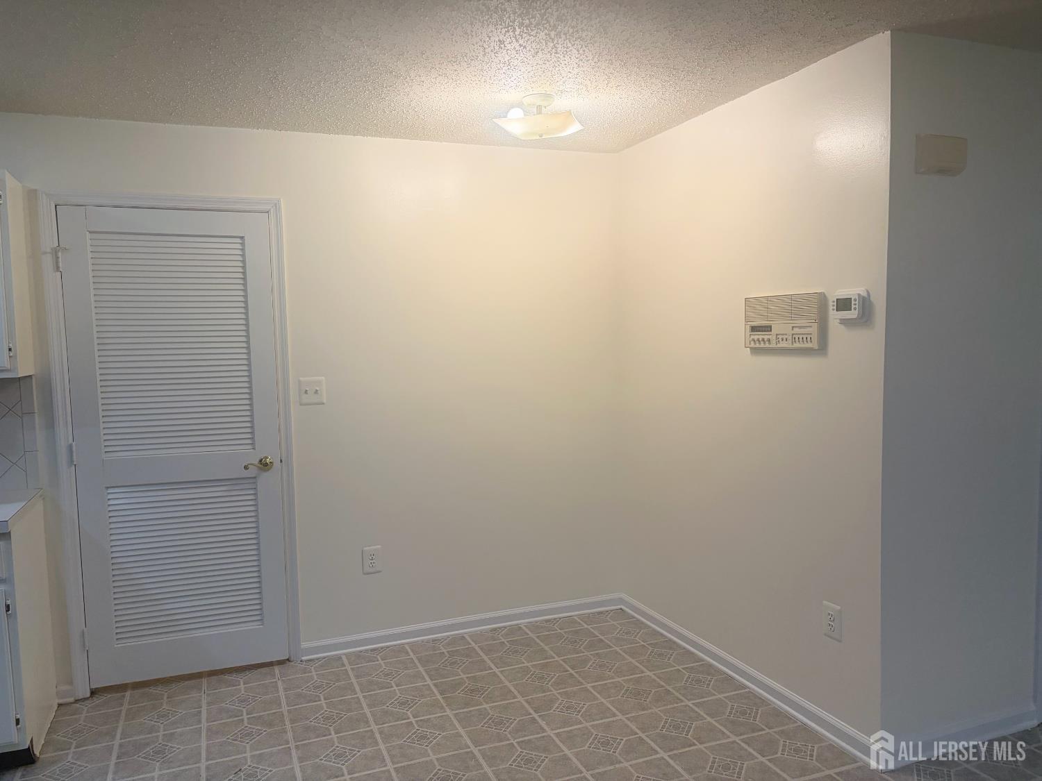 215 Prestwick Way Edison NJ 08820