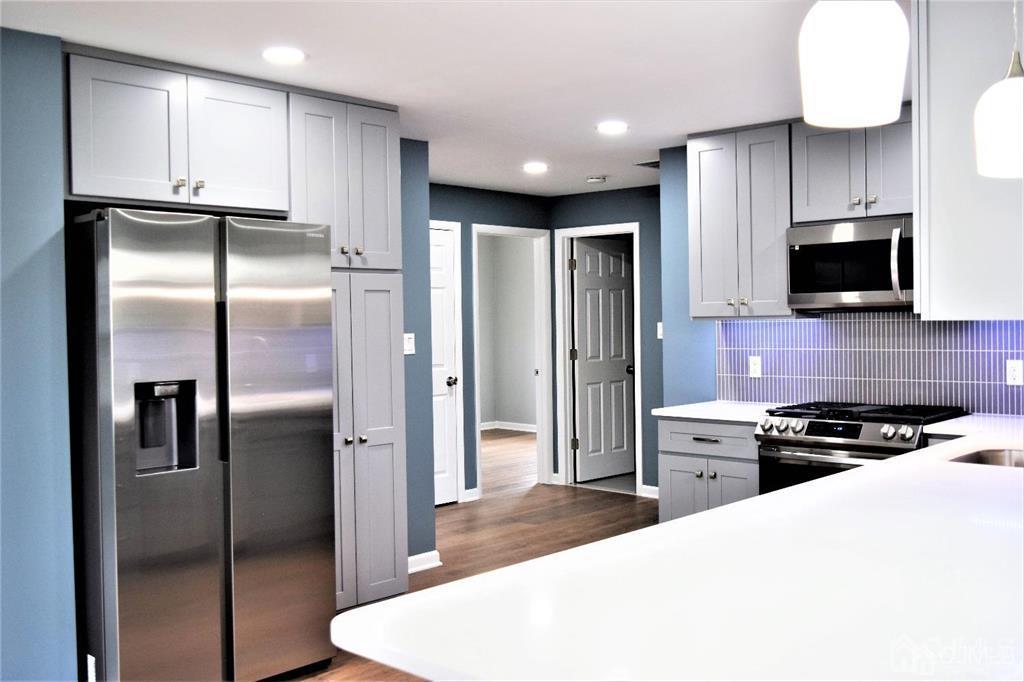 80 Dewey Avenue Colonia NJ 07067