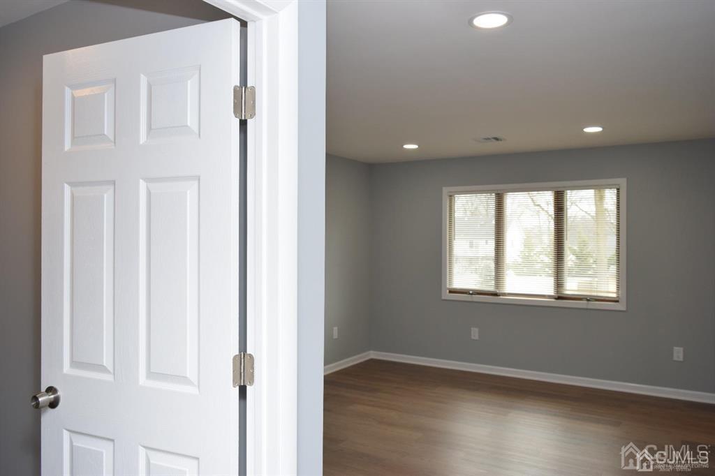 80 Dewey Avenue Colonia NJ 07067