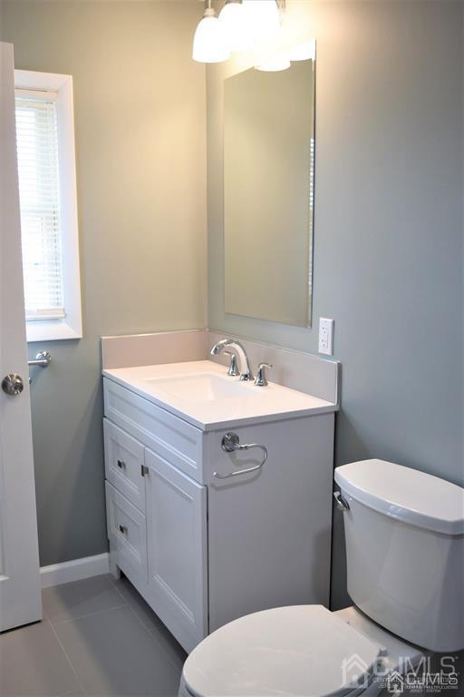 80 Dewey Avenue Colonia NJ 07067