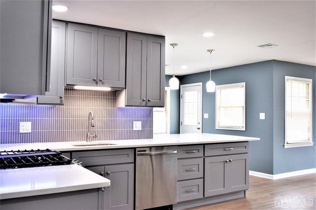 80 Dewey Avenue Colonia NJ 07067
