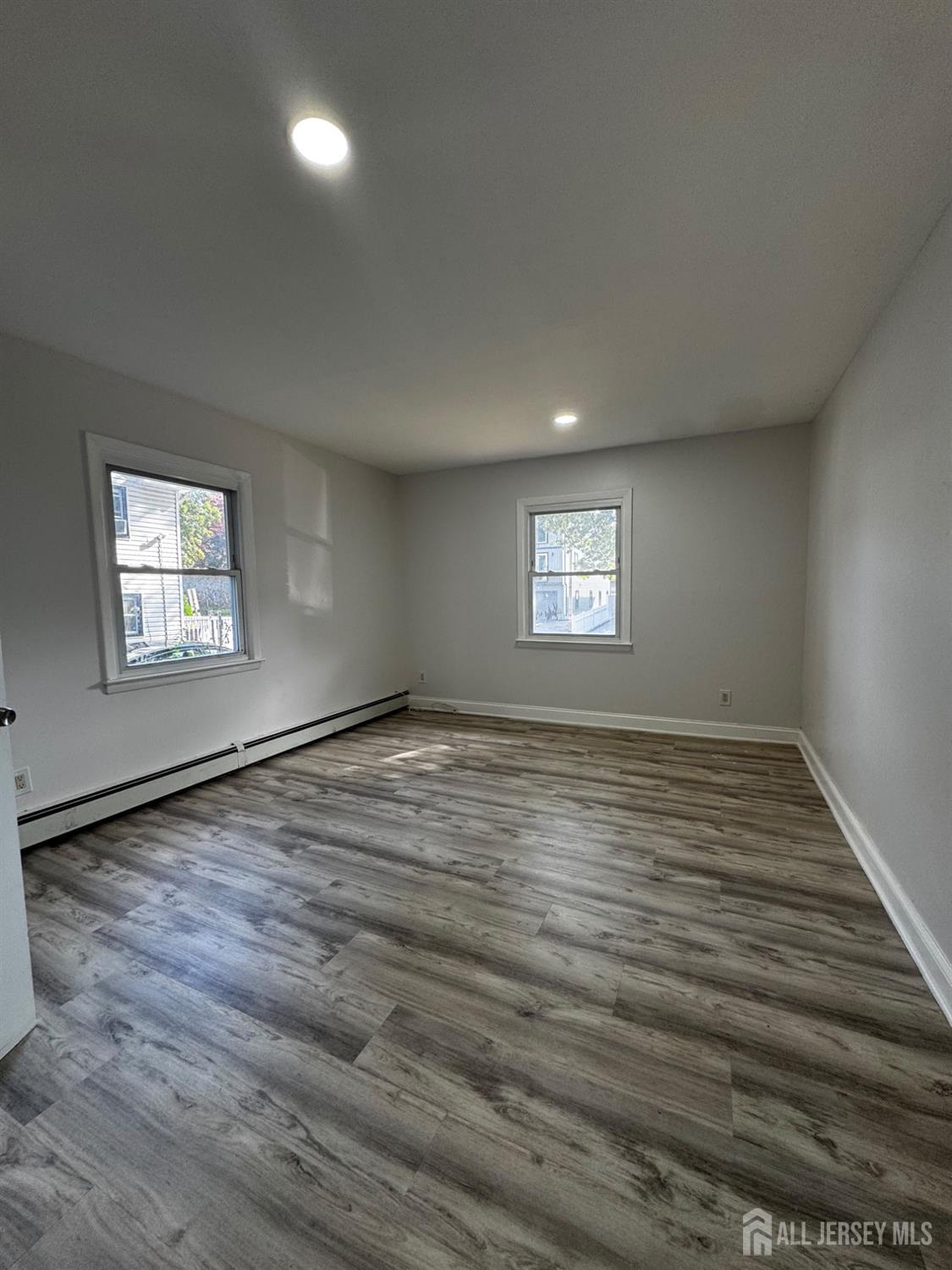 55 Morris Street East Orange NJ 07017