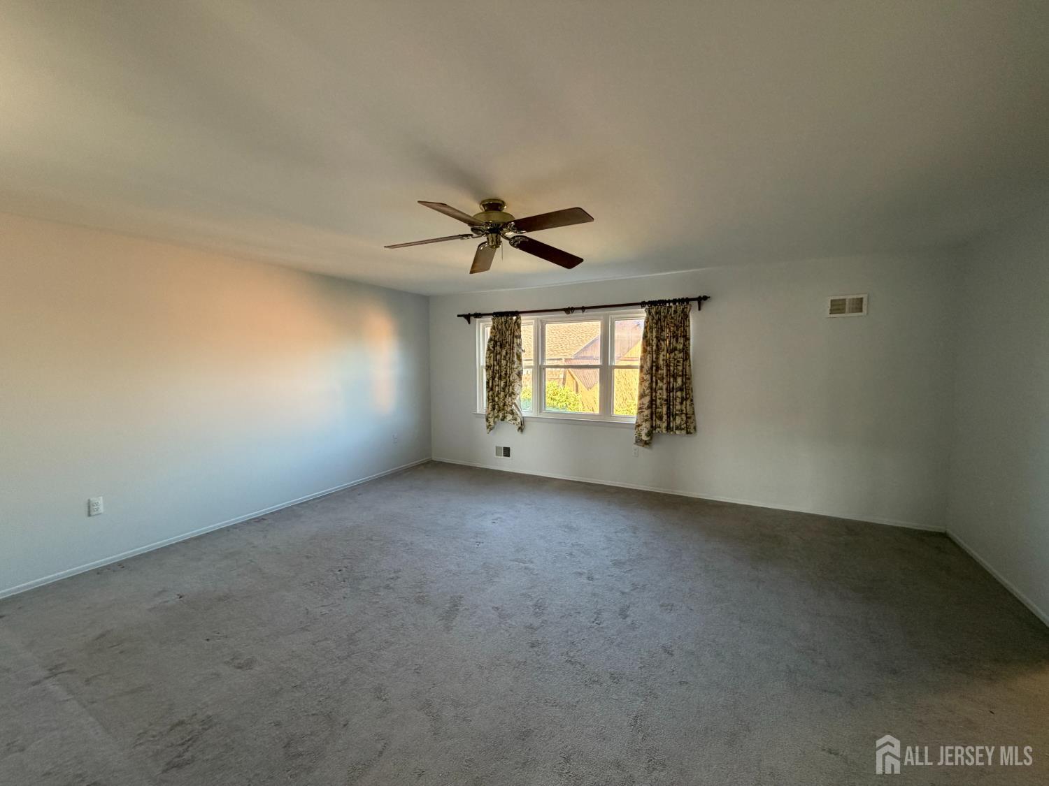 2707 Merrywood Drive Edison NJ 08817