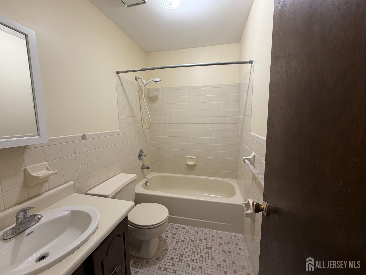 2707 Merrywood Drive Edison NJ 08817