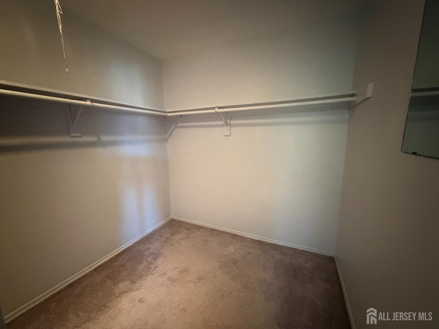 2707 Merrywood Drive Edison NJ 08817