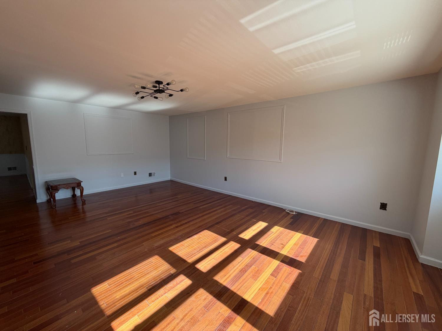 2707 Merrywood Drive Edison NJ 08817