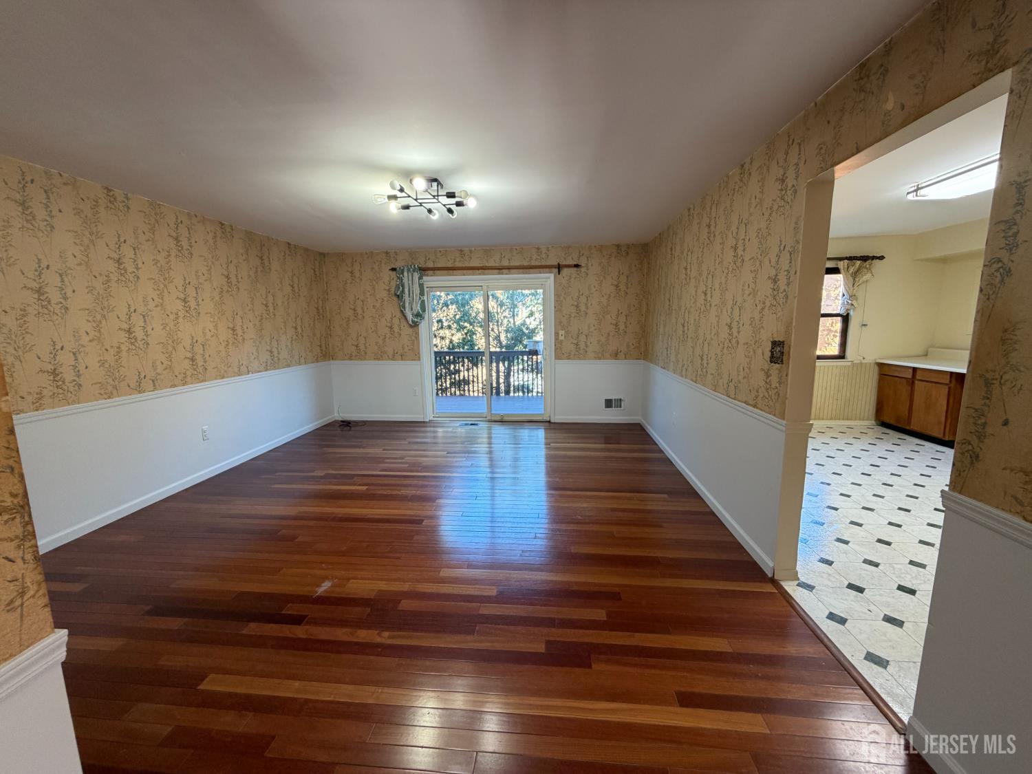 2707 Merrywood Drive Edison NJ 08817