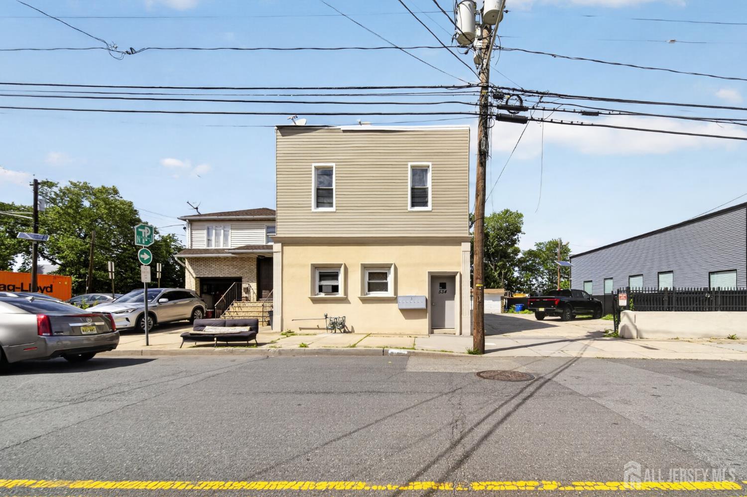 534 Roosevelt Avenue Carteret NJ 07008