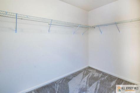 1909 Tanglewood Court Helmetta NJ 08828