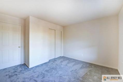 1909 Tanglewood Court Helmetta NJ 08828