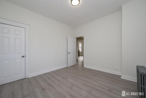 377 Delavan Street New Brunswick NJ 08901