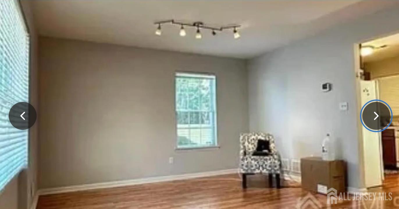 36 E 36 B Henry Street Franklin NJ 08873