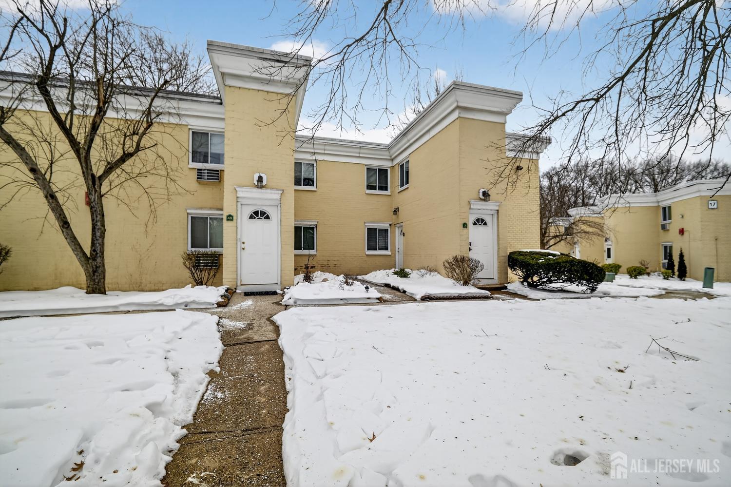 22 Lake Avenue East Brunswick NJ 08816