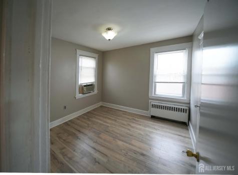 211 S 11 Avenue Highland Park NJ 08904