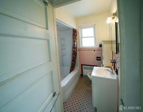 211 S 11 Avenue Highland Park NJ 08904
