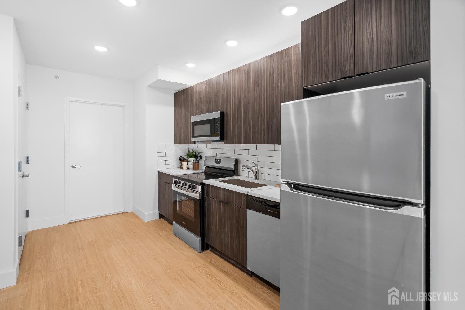 50 Easton Avenue New Brunswick NJ 08901
