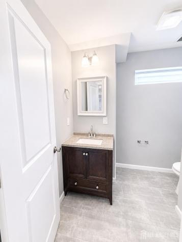 273 Oak Street Perth Amboy NJ 08861