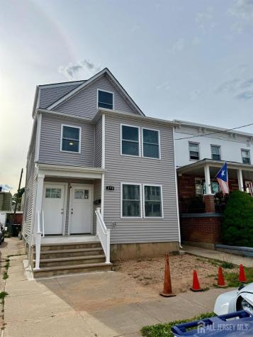 273 Oak Street Perth Amboy NJ 08861