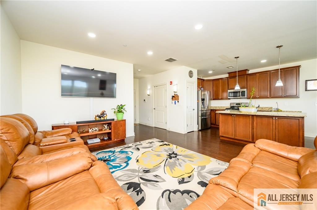2330 Route 33 Robbinsville NJ 08691